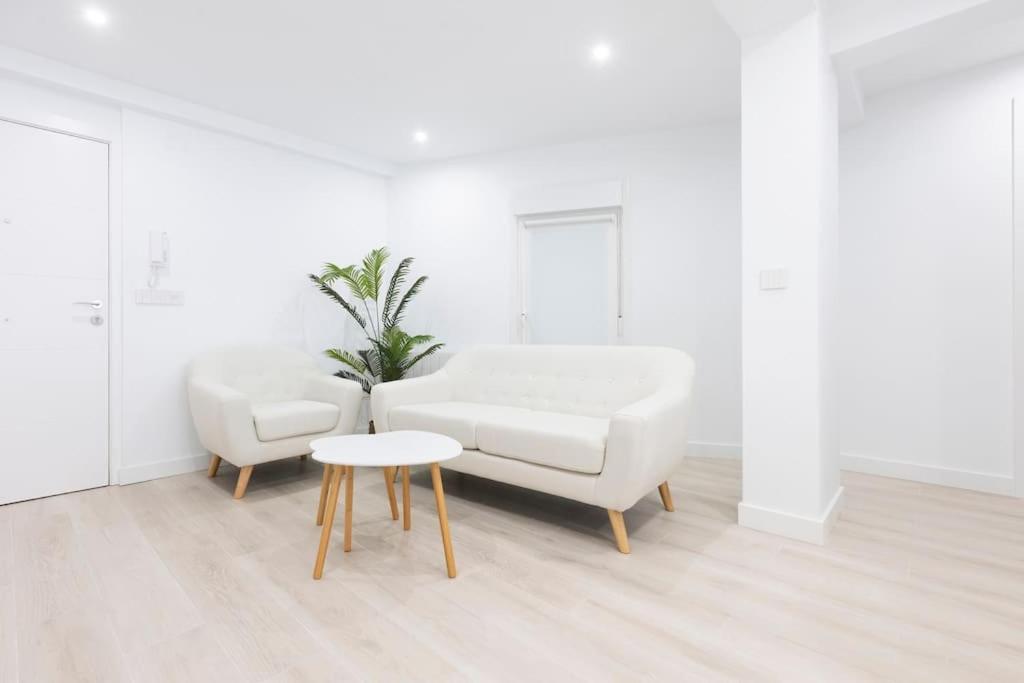 Amaiur. Basquenjoy Apartment Hondarribia Bagian luar foto